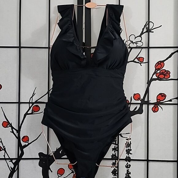 CUPSHE Women's Ruffled One Piece Swimsuit V Neck Lace Up - Picture 4 of 6